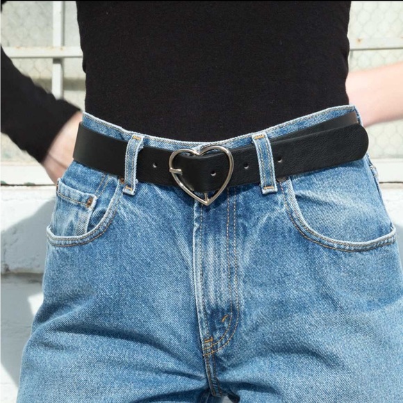Brandy Melville Accessories - Heart Buckle Belt